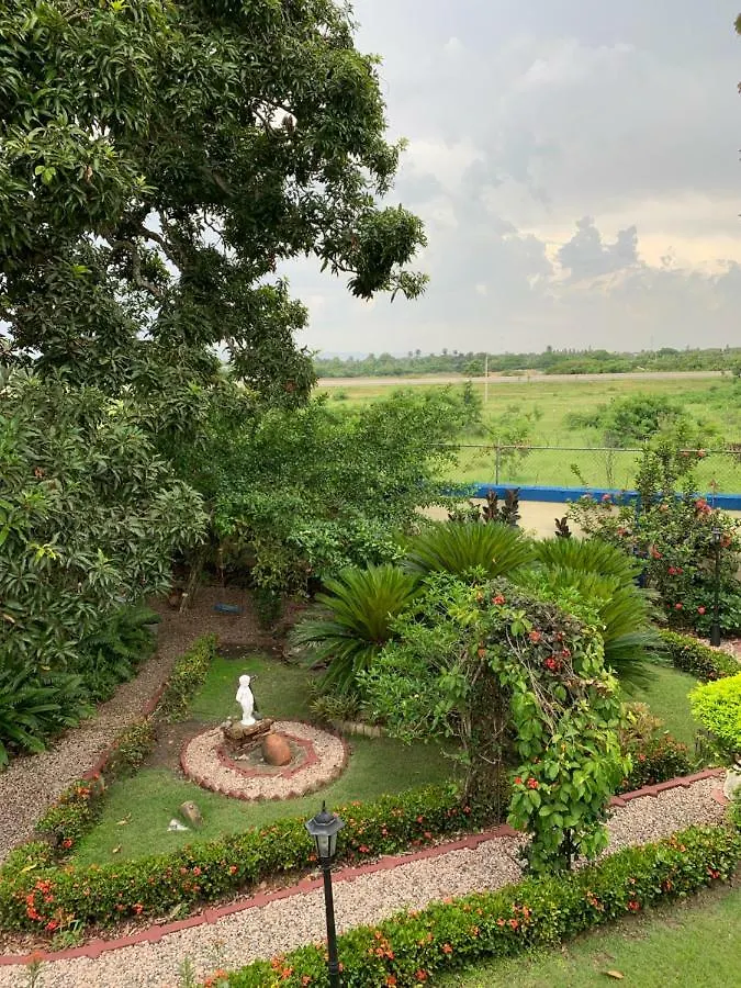 Sana El Jardin Secreto Hostel Santiago De Los Caballeros Dominican Republic